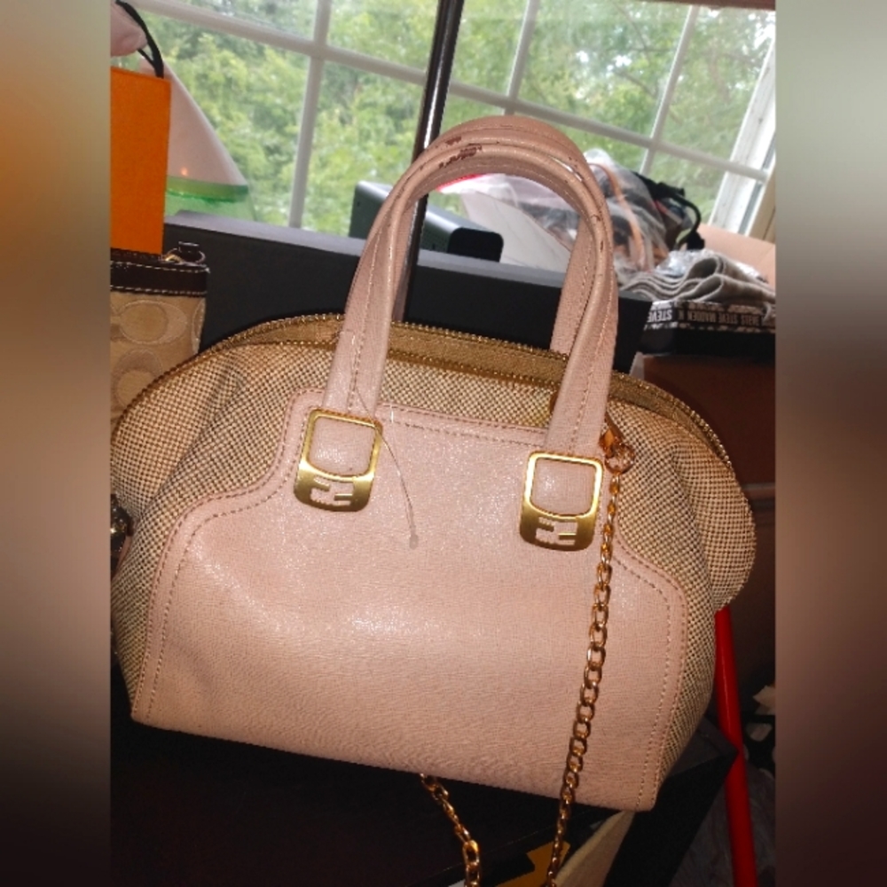 Fendi satchel handbag 👜